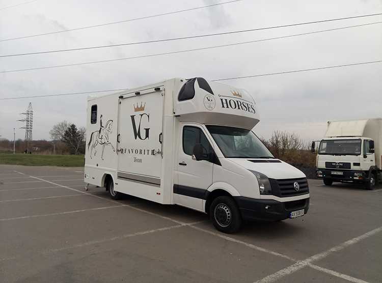 Брендирования фургона автомобильной пленкой