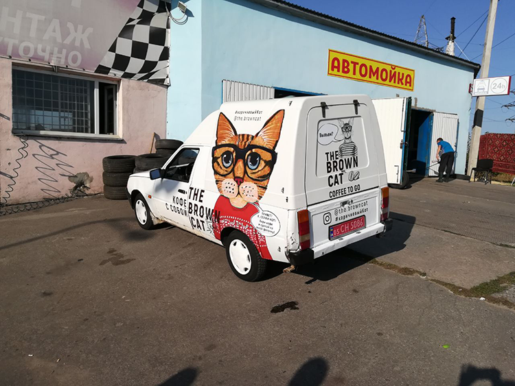 Брендирование автомобиля таврия ТМ The Brown Cat