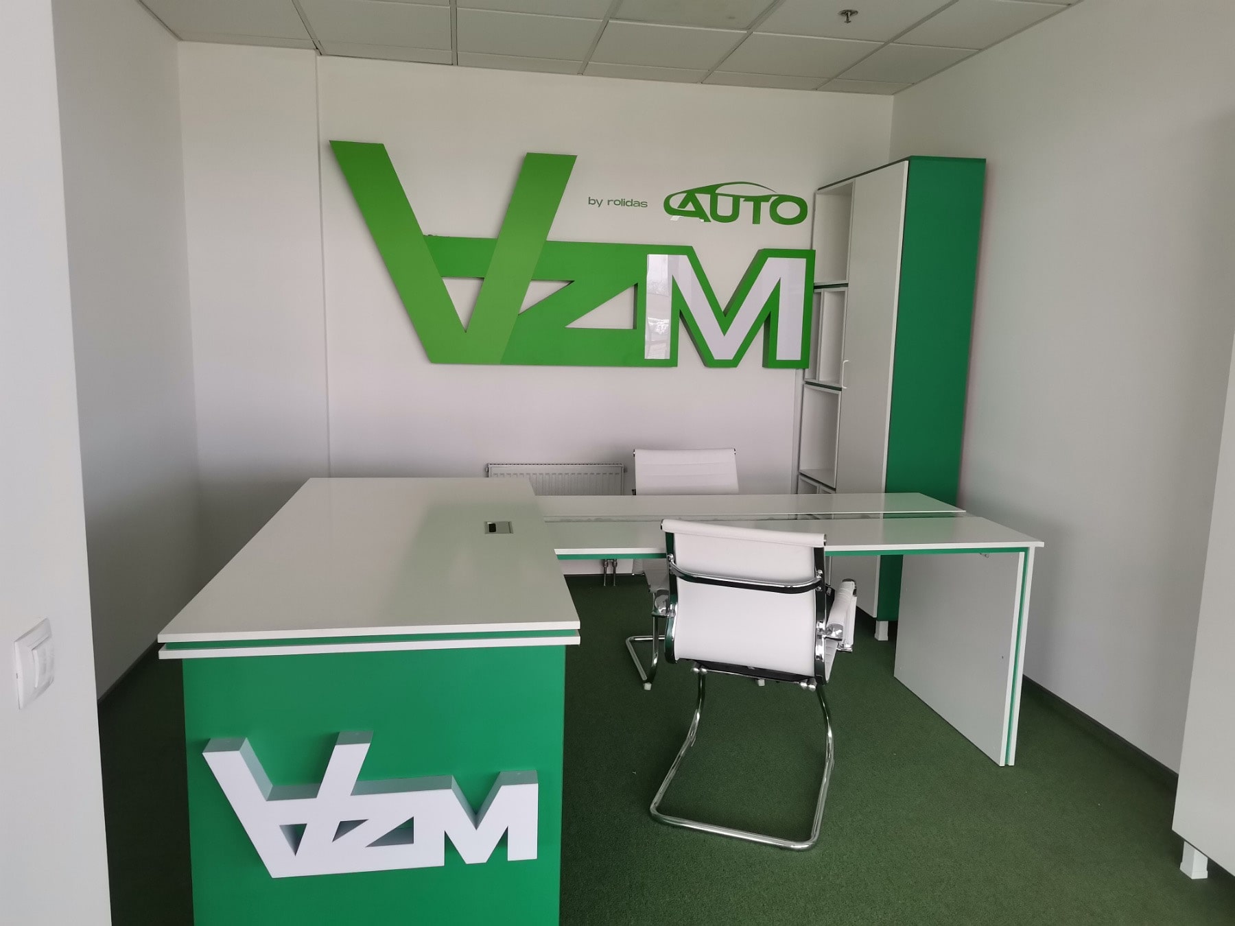 Вывески для офиса для AZM AUTO